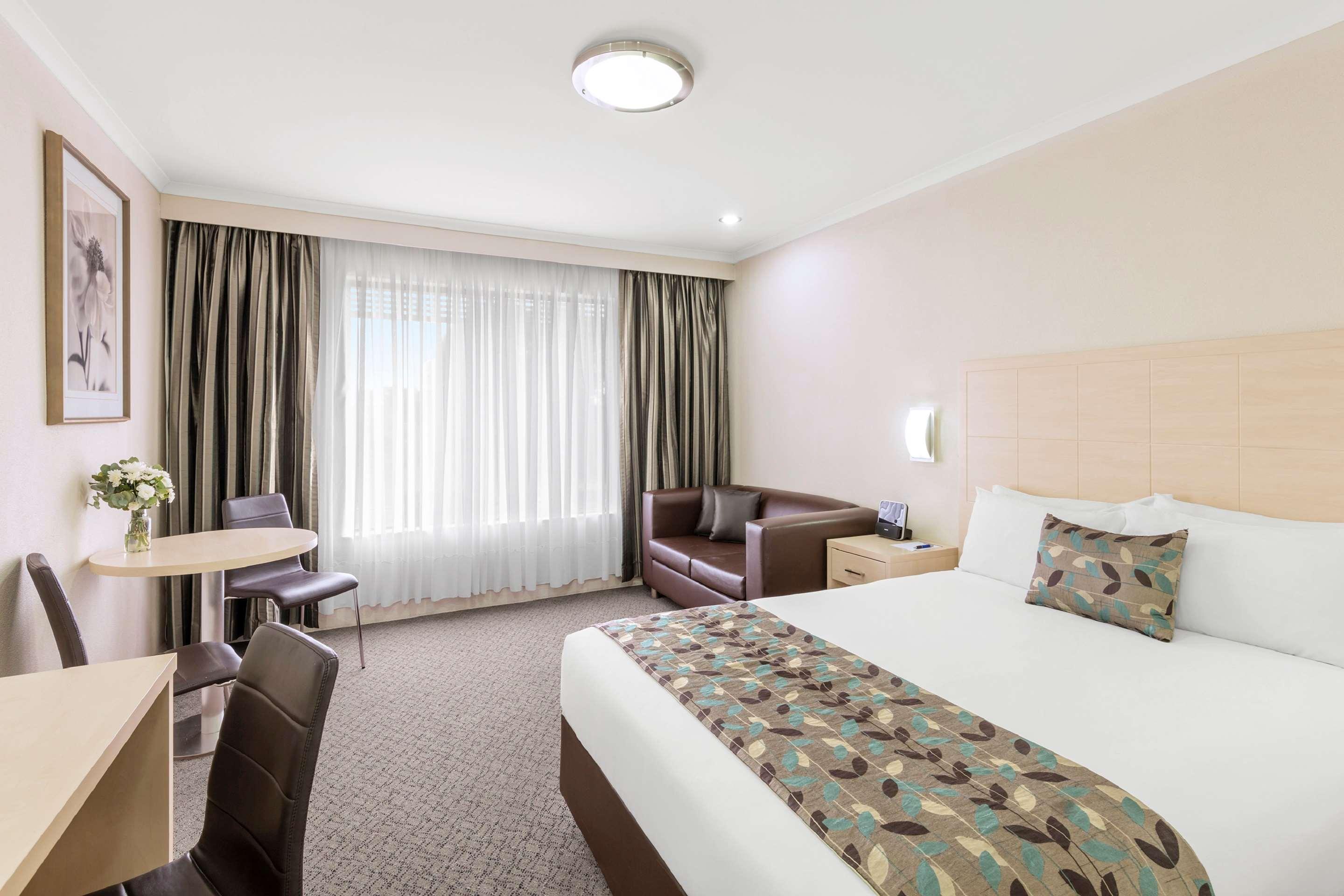 Garden City Hotel, Best Western Signature Collection Canberra Eksteriør billede